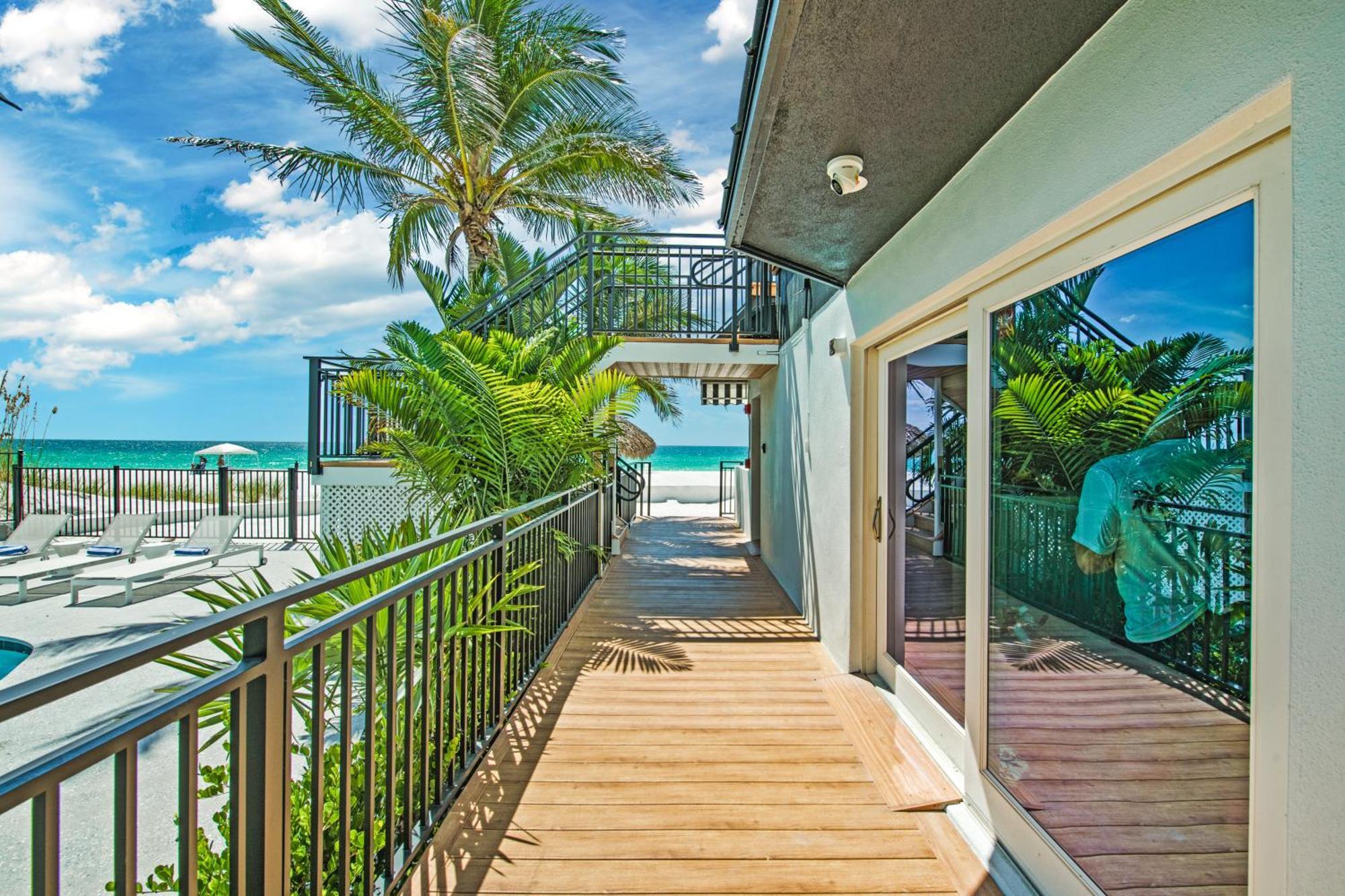Seabreeze At Anna Maria Island Inn ブレイデントン・ビーチ エクステリア 写真