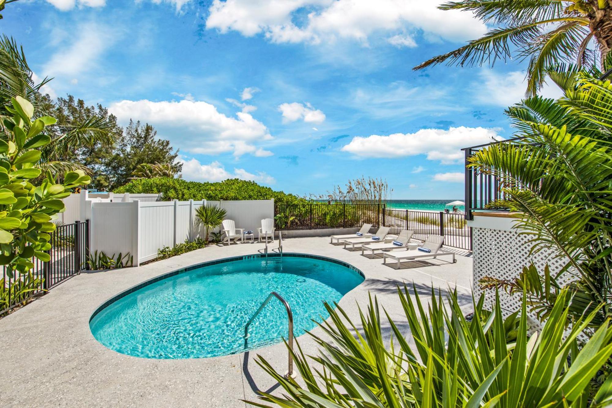Seabreeze At Anna Maria Island Inn ブレイデントン・ビーチ エクステリア 写真