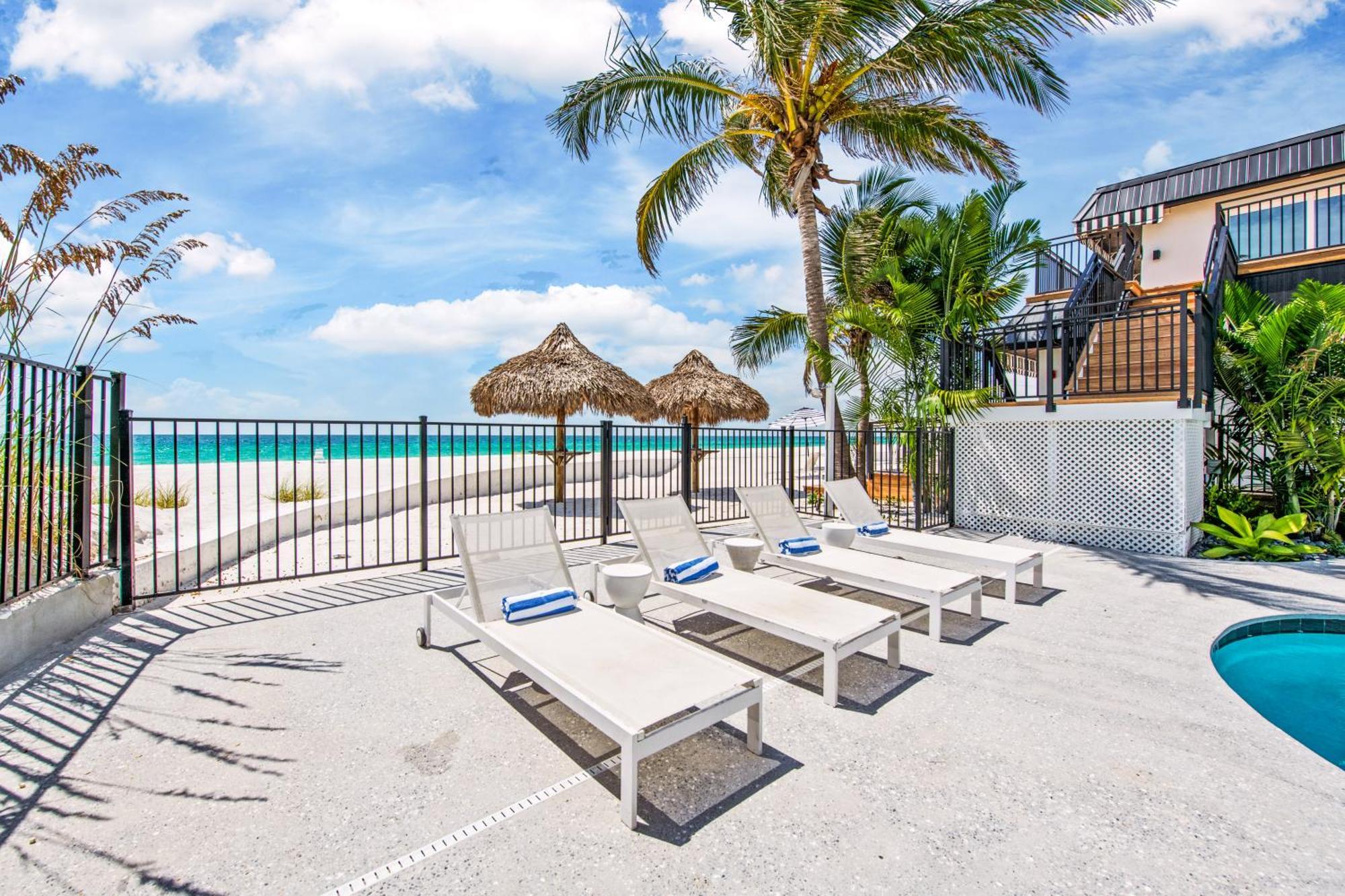 Seabreeze At Anna Maria Island Inn ブレイデントン・ビーチ エクステリア 写真