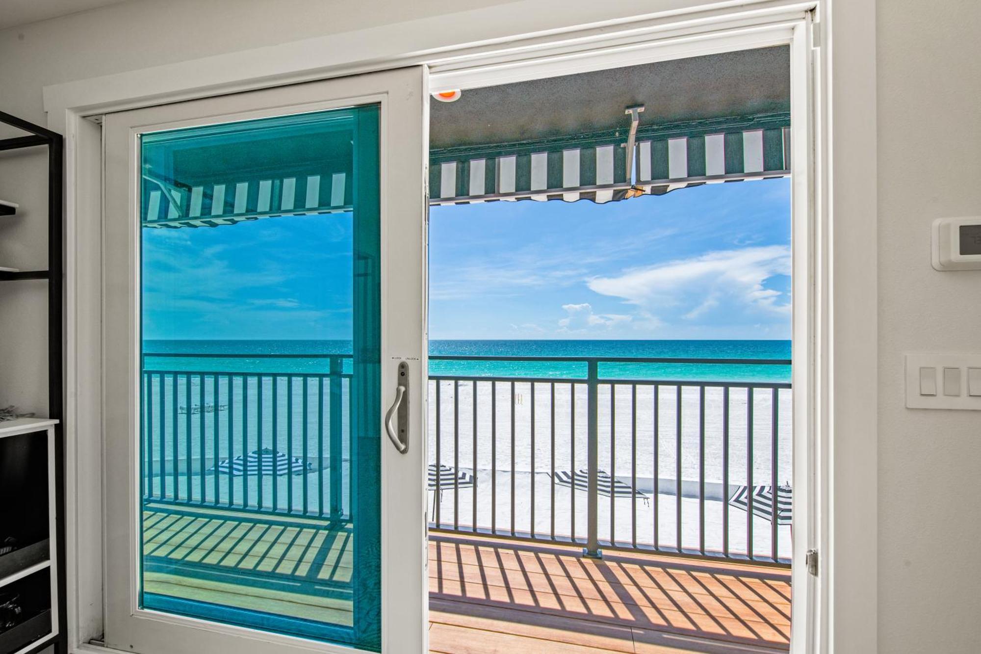 Seabreeze At Anna Maria Island Inn ブレイデントン・ビーチ エクステリア 写真