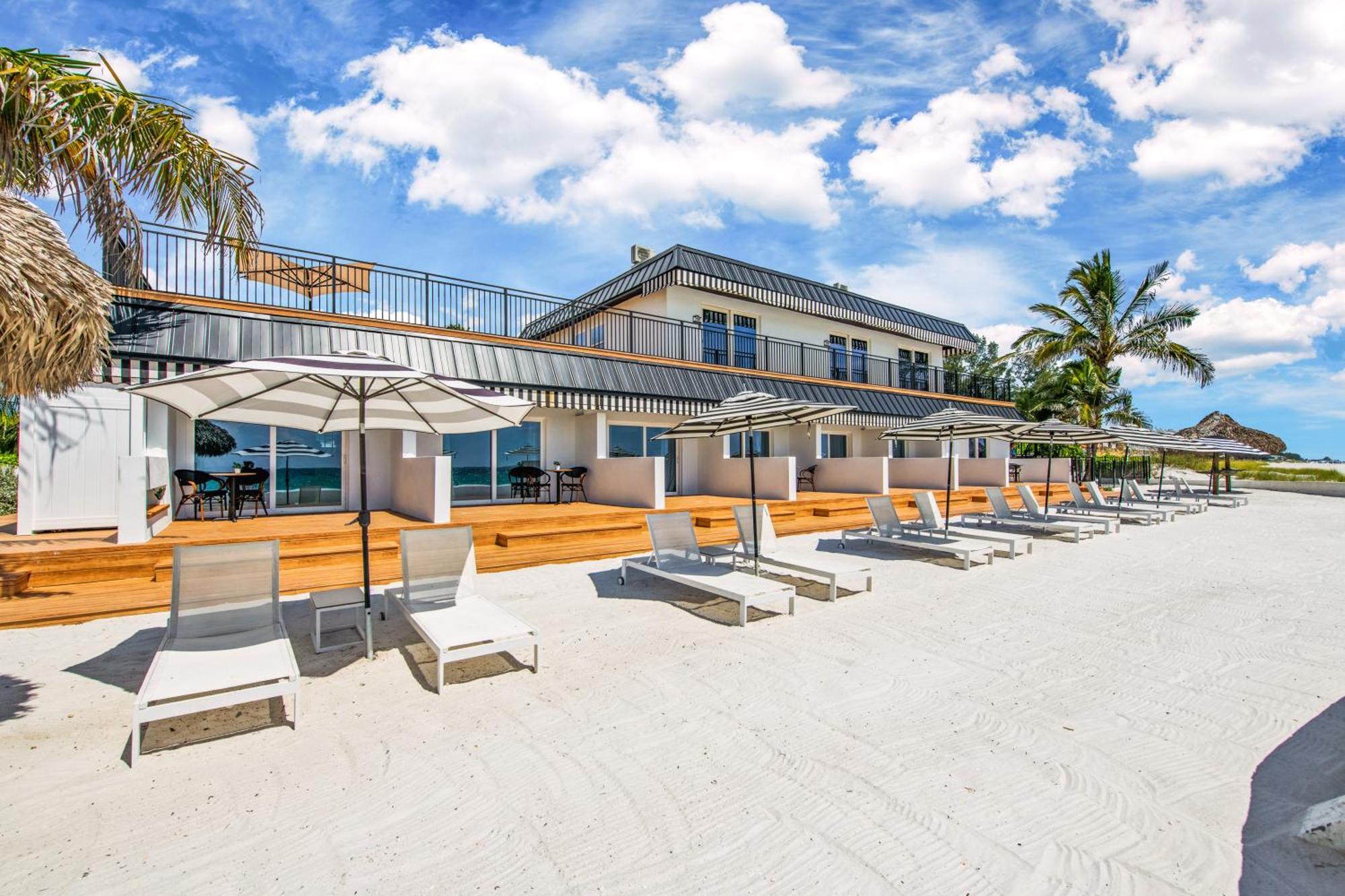 Seabreeze At Anna Maria Island Inn ブレイデントン・ビーチ エクステリア 写真