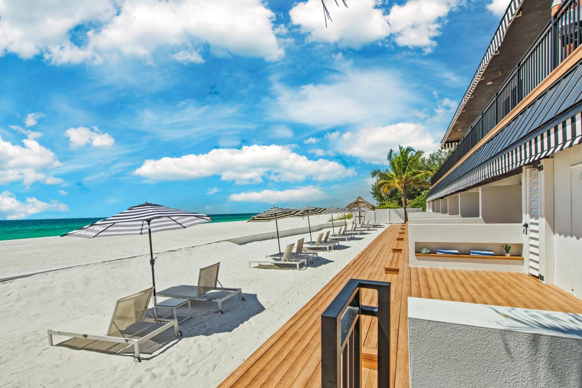 Seabreeze At Anna Maria Island Inn ブレイデントン・ビーチ エクステリア 写真