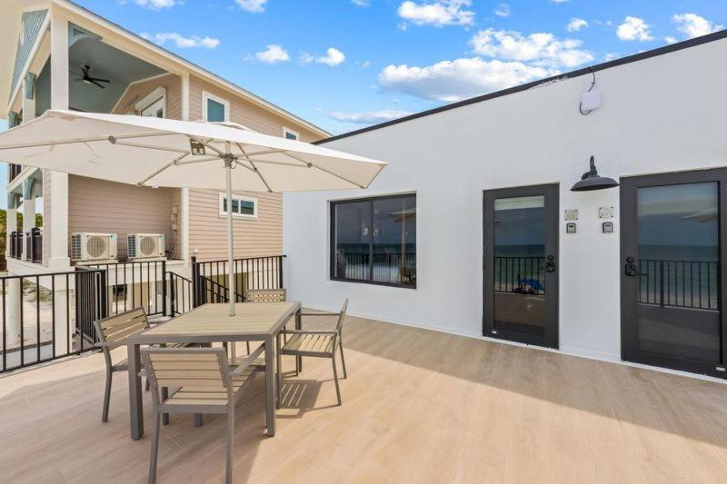 Seabreeze At Anna Maria Island Inn ブレイデントン・ビーチ エクステリア 写真