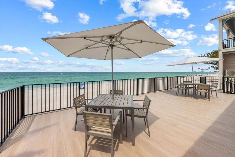 Seabreeze At Anna Maria Island Inn ブレイデントン・ビーチ エクステリア 写真